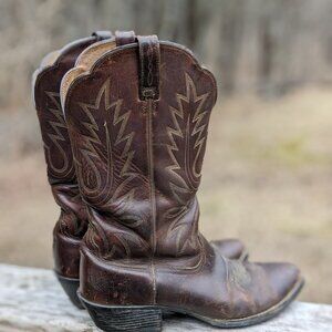 Ariat Heritage Western R Toe Boots - Women’s Size 10B